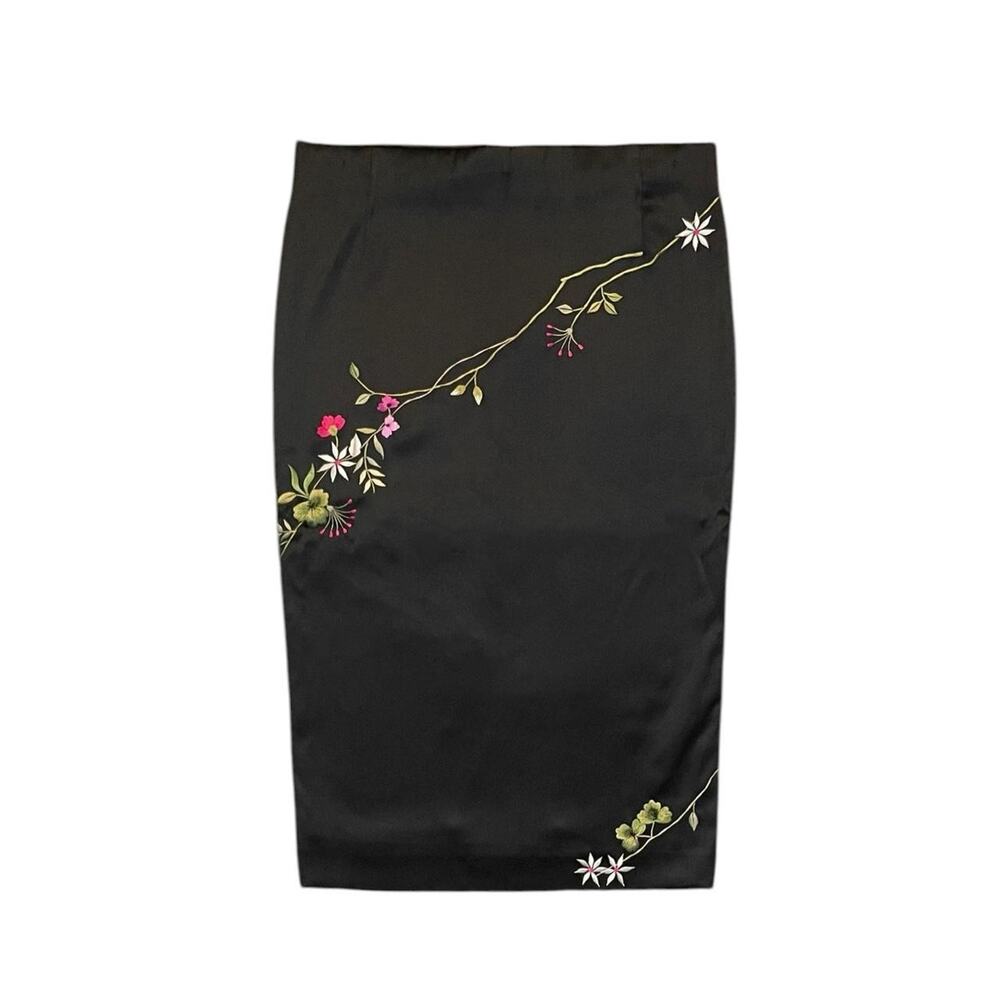 Vintage Mandalay black satin floral embroidered pencil skirt Size 6